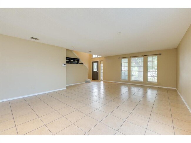 Foto del edificio - 3912 Lemos Dr