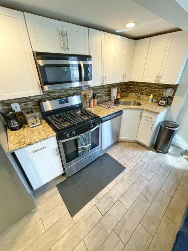 Building Photo - 51 5th St