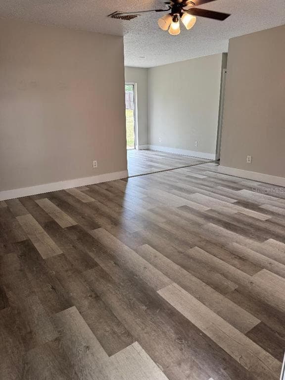 Building Photo - 315 Carol St