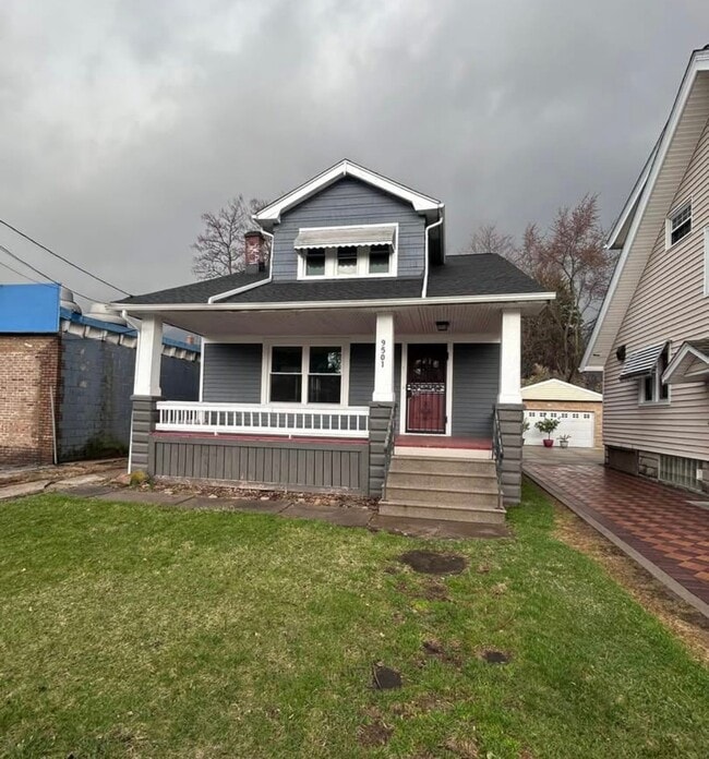 Photo - 9501 Rosewood Ave (Cleveland, OH) House