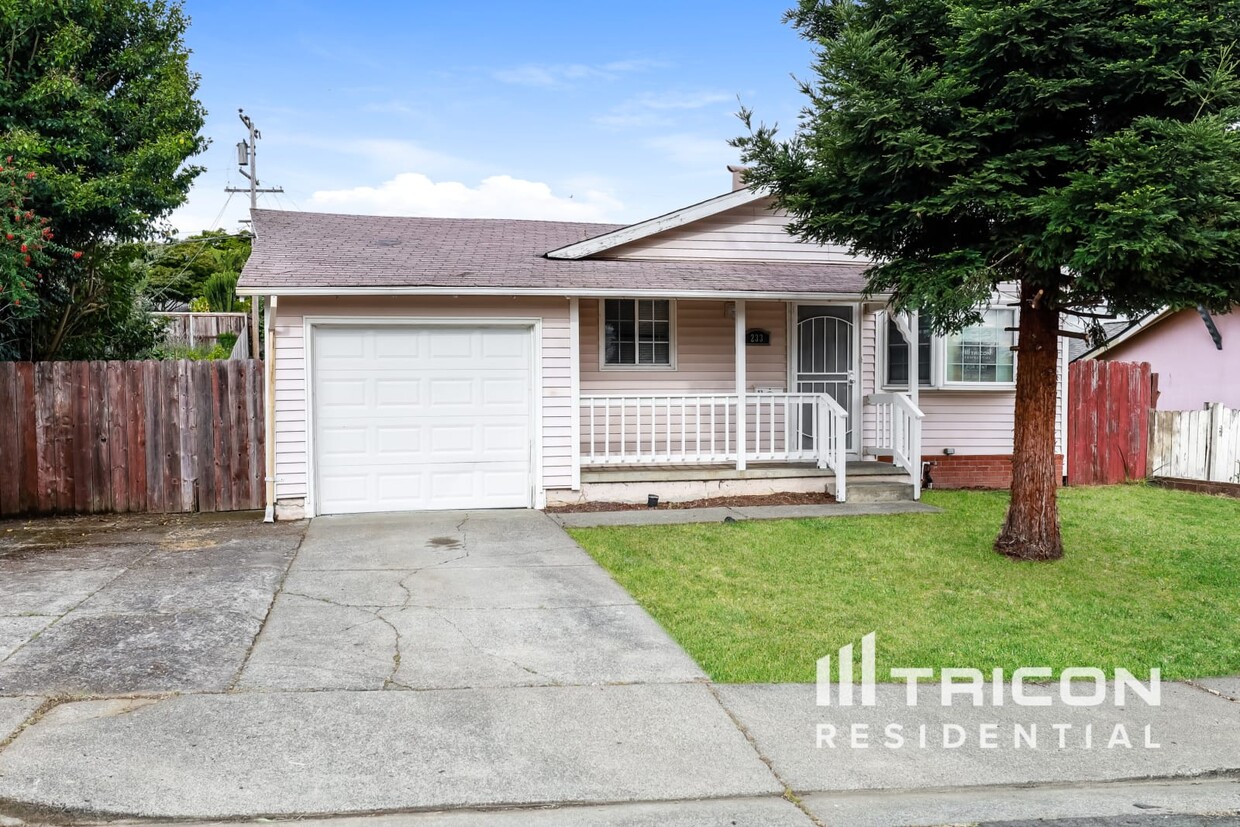 Primary Photo - 233 Arguello Ave