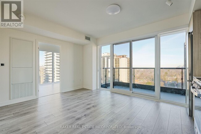 Building Photo - 223 Redpath Ave