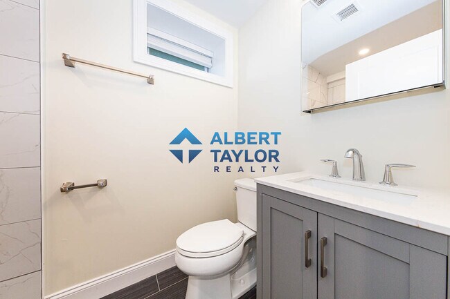 Building Photo - 5 Malvern Ter