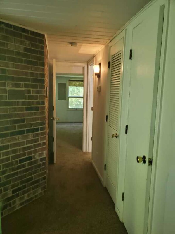 Primary Photo - 1104 Laguille Ct