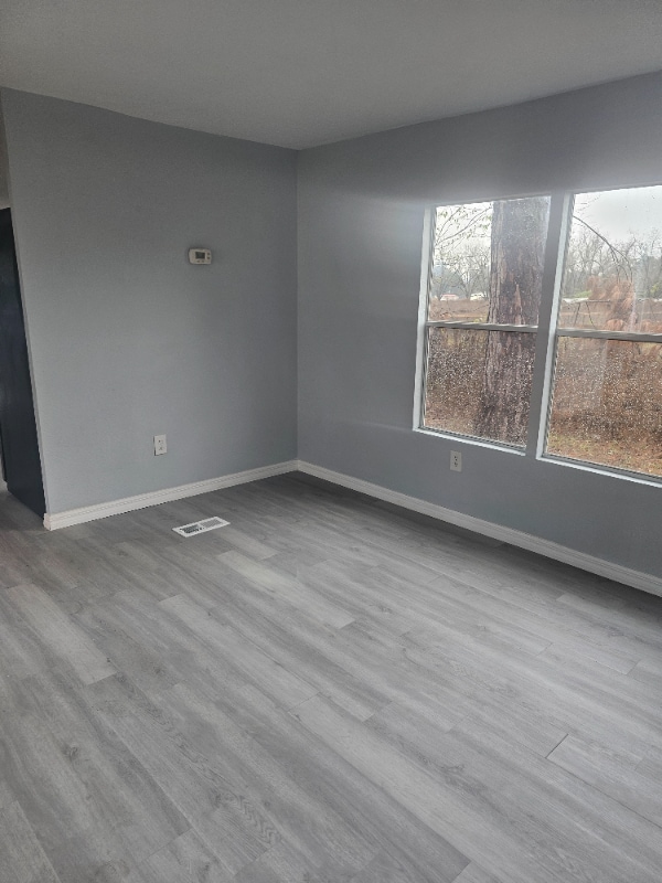 Building Photo - 901 NE 95th St