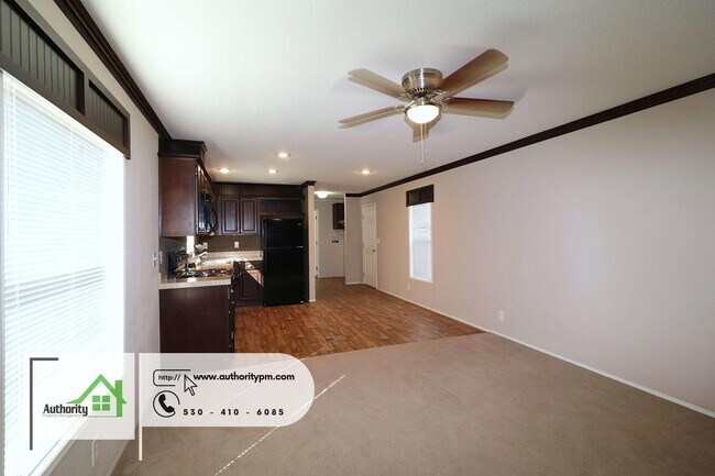 Foto del edificio - 21311 Old 44 Dr