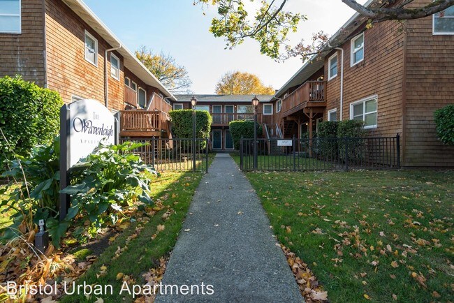 Building Photo - 3030 SE Waverleigh Blvd