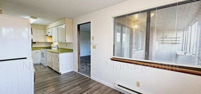 Foto del edificio - 7322 19th St W