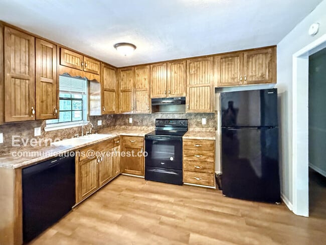 Foto del edificio - 5970 Dewey Heights Rd