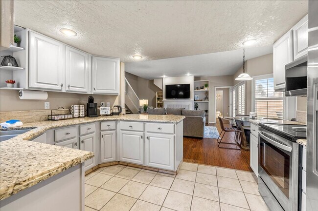 Foto del edificio - 7838 W Holt Ct