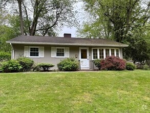 Building Photo - 93 Crestmont St