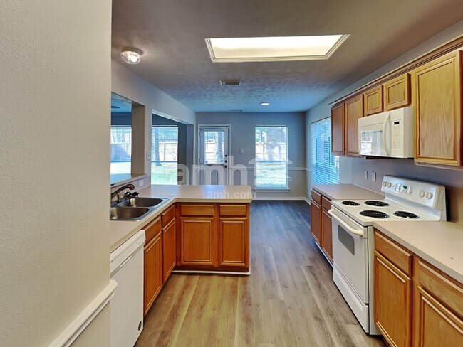 Foto del edificio - 12911 Maples Perch Ct