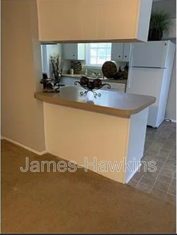 Building Photo - 3855 Woodley Rd