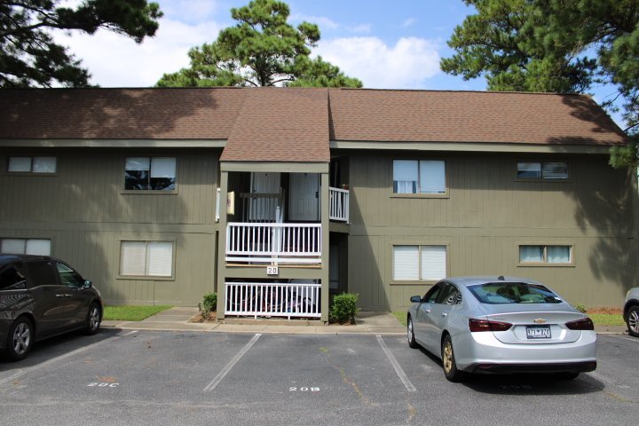 Foto del edificio - 2000 Greens Blvd