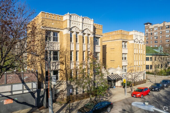 Building Photo - Buena Landmark