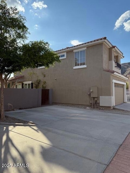 Building Photo - 235 W Mountain Sage Dr