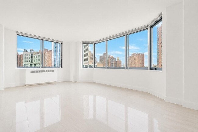 Foto del edificio - 1735 York Ave