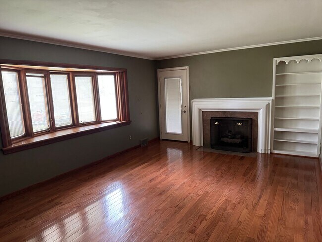 Foto del edificio - 3 Bedroom 3 Bath Single Family Home - Upper Arlington Schools