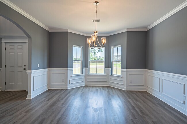 Foto del edificio - 281 Cypress Creek Dr NE