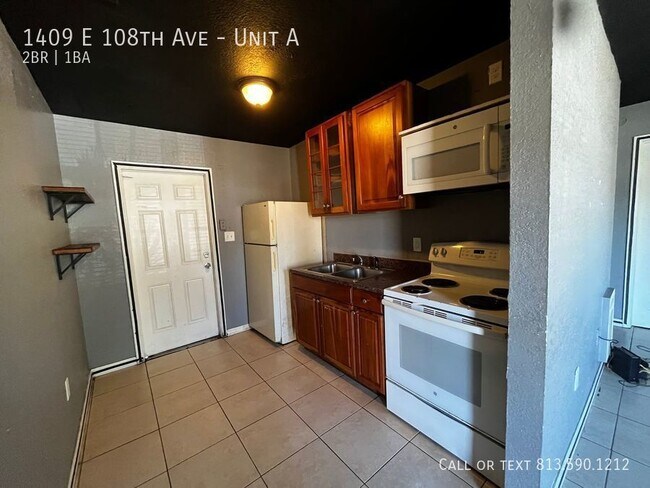 Foto del edificio - Cozy Tampa Apartment