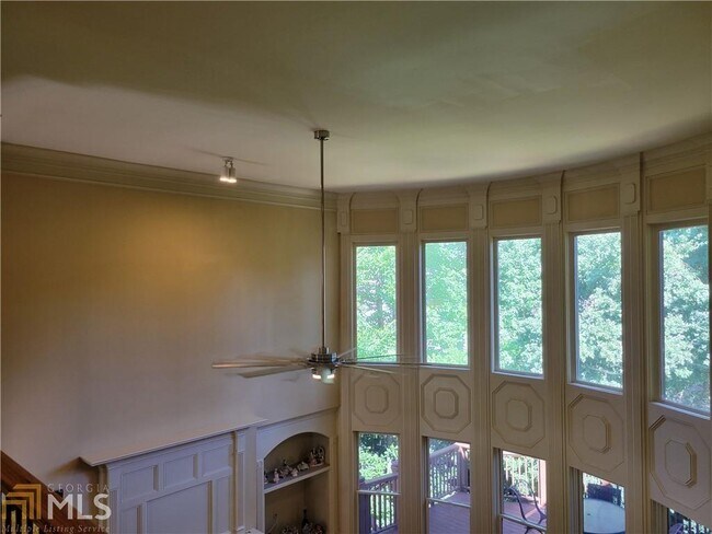 Building Photo - 1051 Heathchase Dr