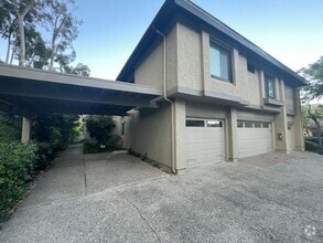 Building Photo - 6036 Cirrus St