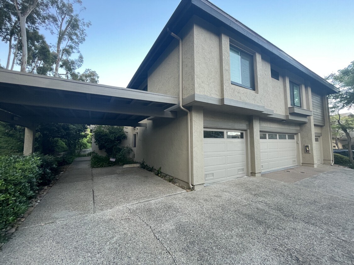 Primary Photo - 6036 Cirrus St