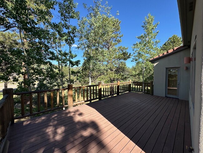 Foto del edificio - Great Home in  Central Evergreen!!