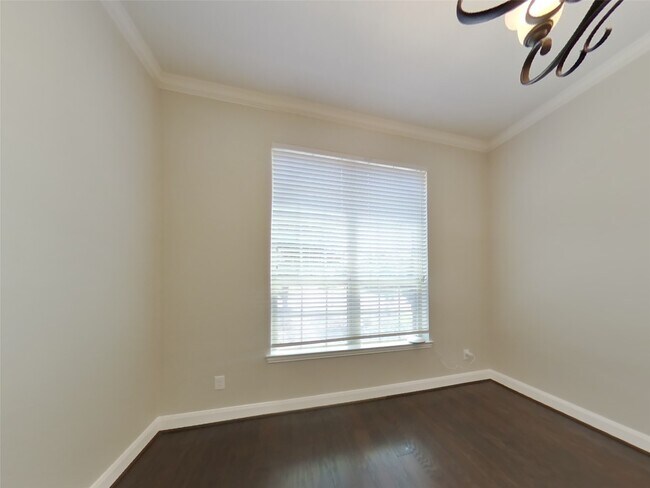 Foto del edificio - 3219 Breeze Bluff Way