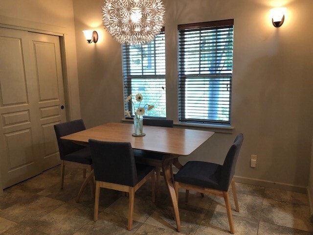 Building Photo - Fully Furnished Home