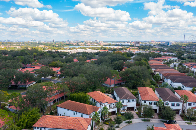 Building Photo - 8412 Via Vittoria Way