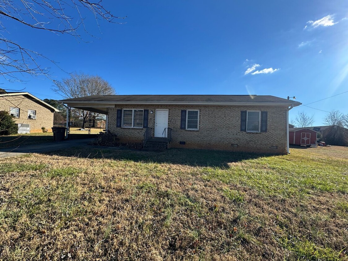 Primary Photo - 3/1 in Shelby, NC