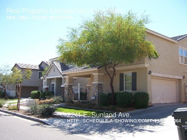 Building Photo - 2241 E Sunland Ave