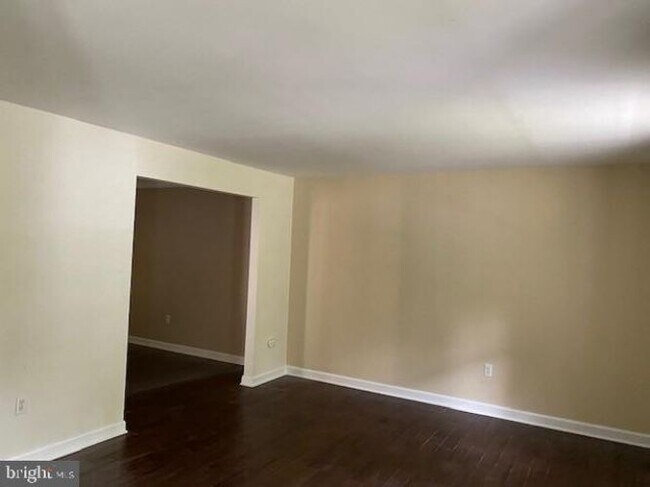Building Photo - 1107 Top Ridge Ct