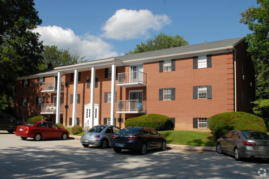 Carriage House Apartments Rentals Newtown Square, PA