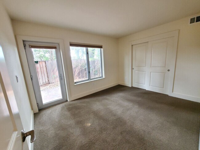 Foto del edificio - 3 br, 3 bath House - 9 Heritage Place