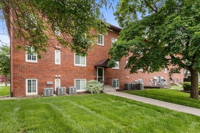 Photo - 104 Grandview Ct Apartment