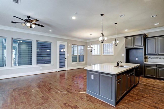 Building Photo - 1103 Oakmont Glen Ct