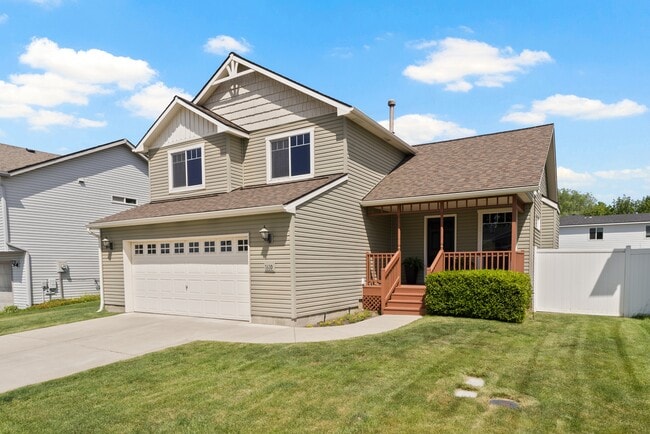 Building Photo - 1610 N Corbin Ln