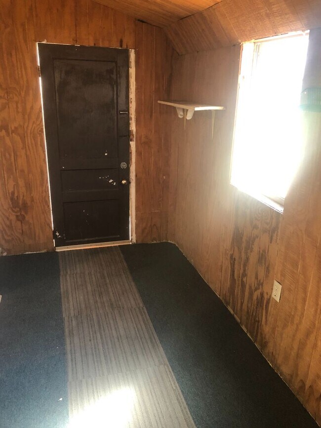 Foto del edificio - 2Bed/1Bath December 1