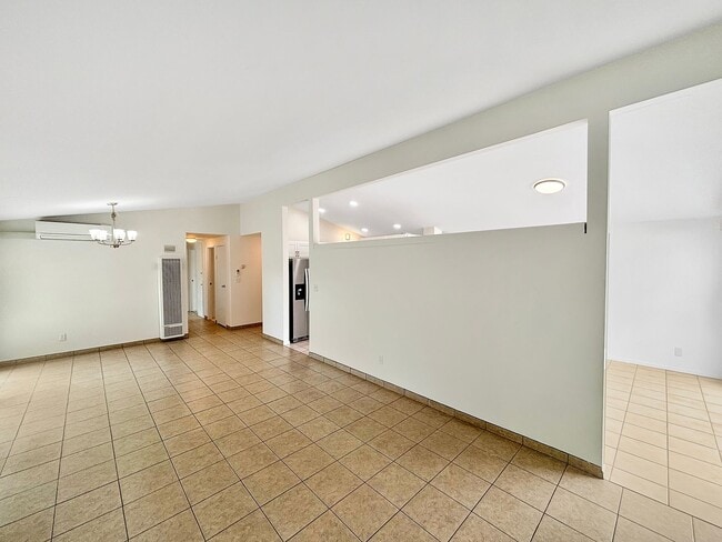 Building Photo - Charming 3BD/2BA House in Serra Mesa w/ W/...