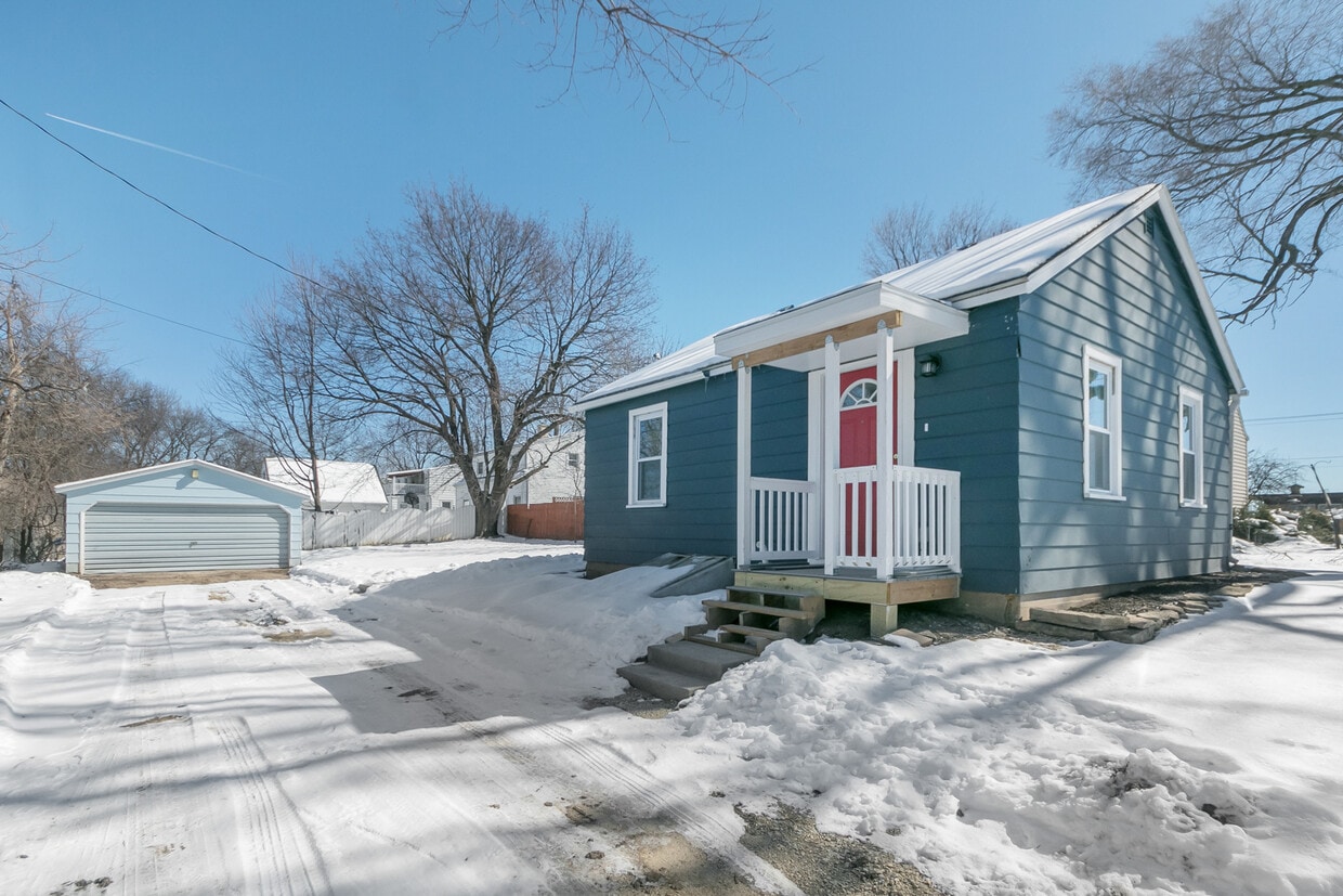 905 Melvin Ct, Madison, WI 53704 House Rental in Madison, WI