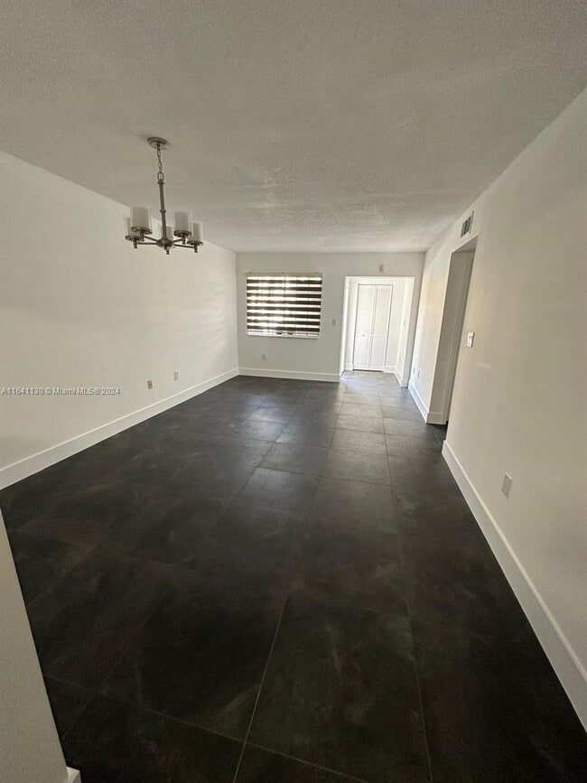 Building Photo - 13120 SW 64th Terrace