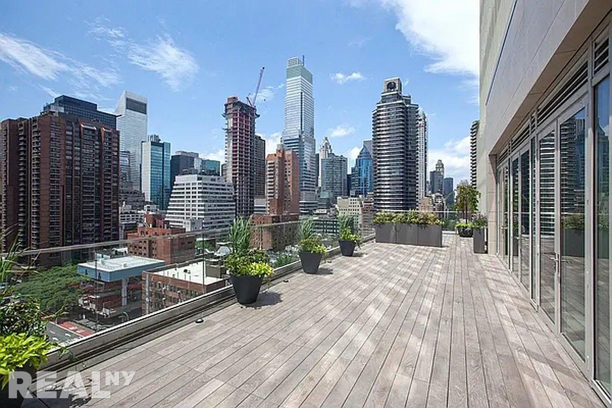 Foto del edificio - 301 E 61st St