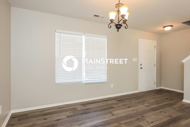 Building Photo - 4 Bedroom Pet-Friendly Home in Raleigh, NC...