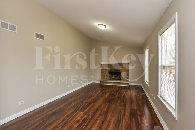 Foto del edificio - 1410 Wood Duck Ln