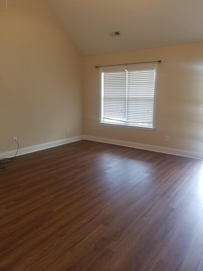 Building Photo - 1017 Stony Woods Dr