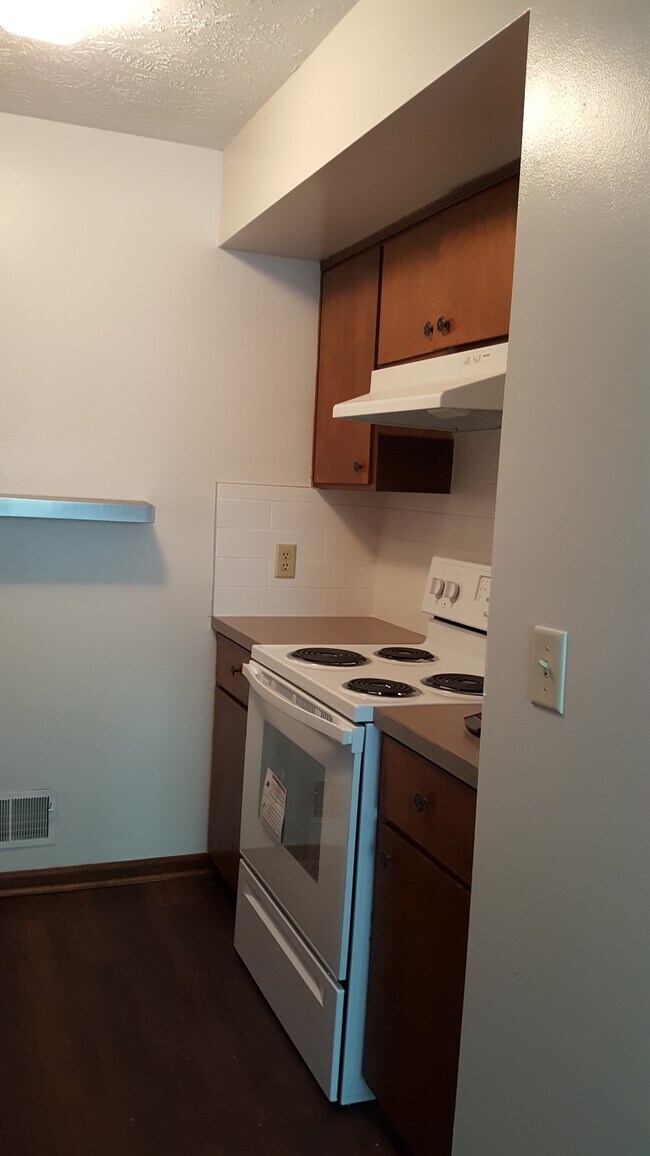 4835 Ginny Ave, Lincoln, NE 68516 Townhome Rentals in Lincoln NE