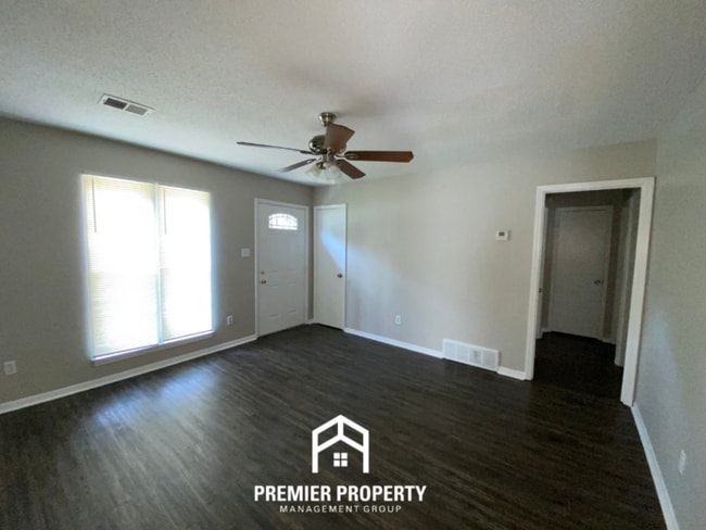 Photo - 4048 Naylor Rd House