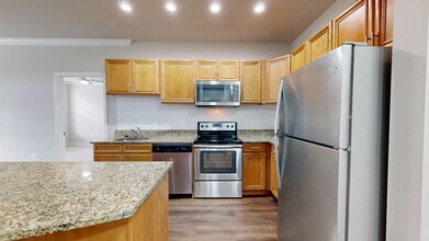 Interior Photo - Signal Hill Apartment Homes